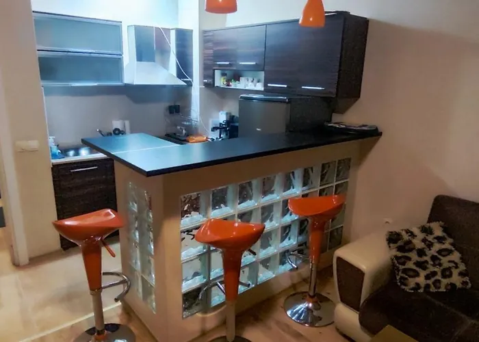 уютен двустаен с прекрасна гледка * Veliko Tŭrnovo